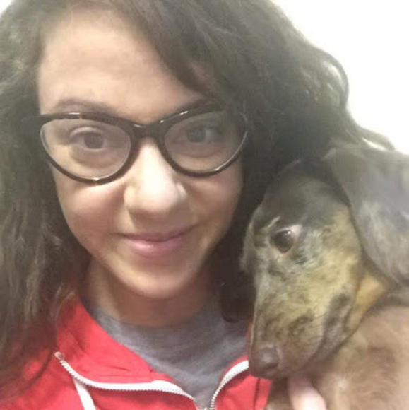 Meet your Posher, Melissa - Picture 1 of 1